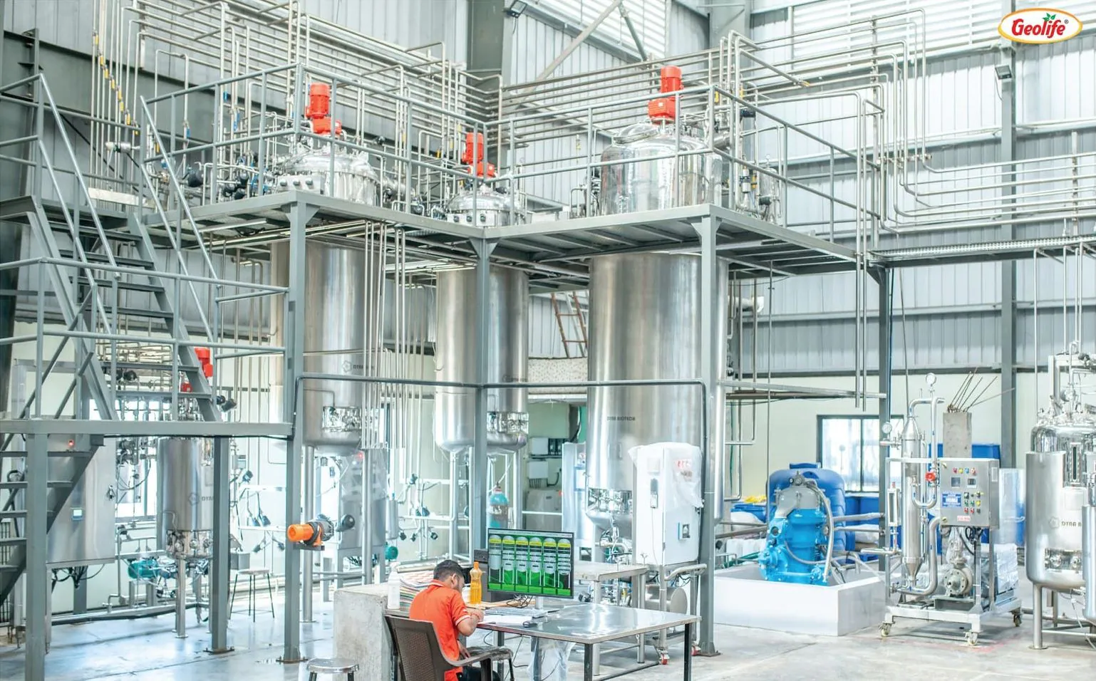Fully automatic PLC-SCADA based fermentation facility